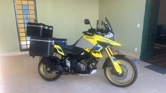 SUZUKI V-STROM 1050XT ABS SUZUKI V-STROM 1050XT ABS